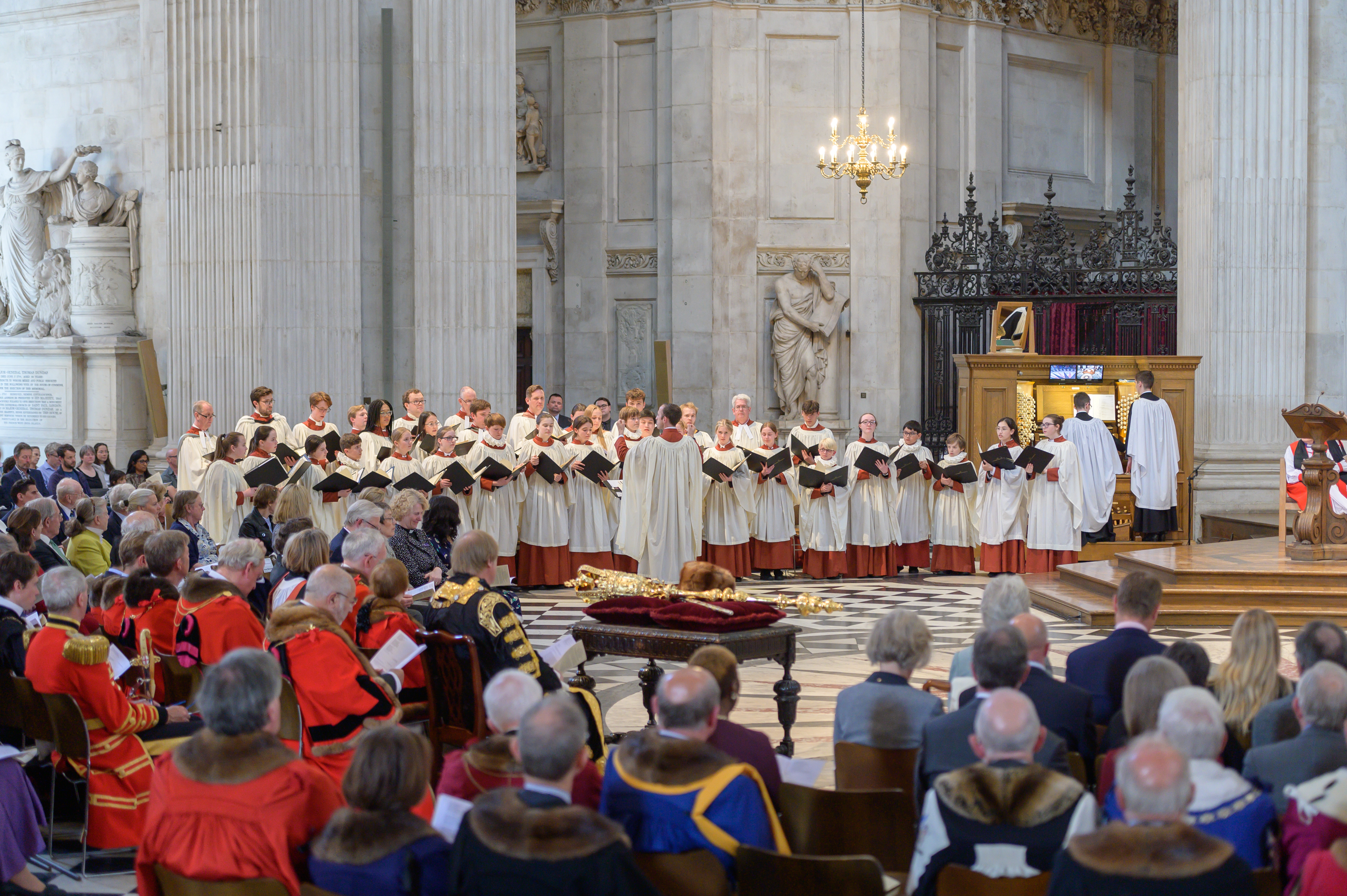 Festival 2022 - Lord Mayor and Masters Seated