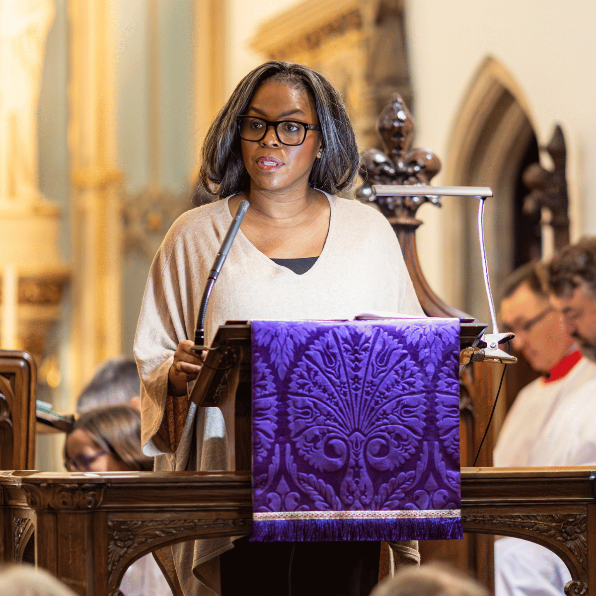 Carline Deal, a Governor and supporter of the Trust, reads a prayer.